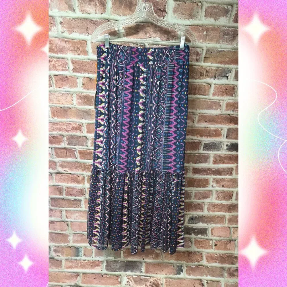 Women's KNOX ROSE‎ Geometric Aztec Tiered Skirt Medium